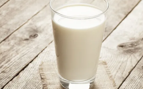三个含钙量高于一杯牛奶的食物和饮料